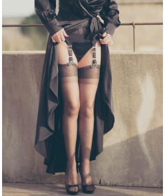 bas nylon aspect 10 deniers très doux et fins chez la dame de France